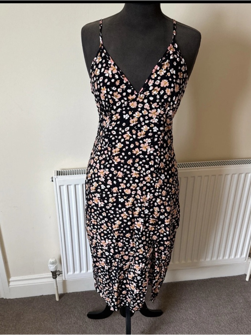 Like NEW Women’s Black Floral Midi Cami Dress Slit Boho Casual Flirty Size XL